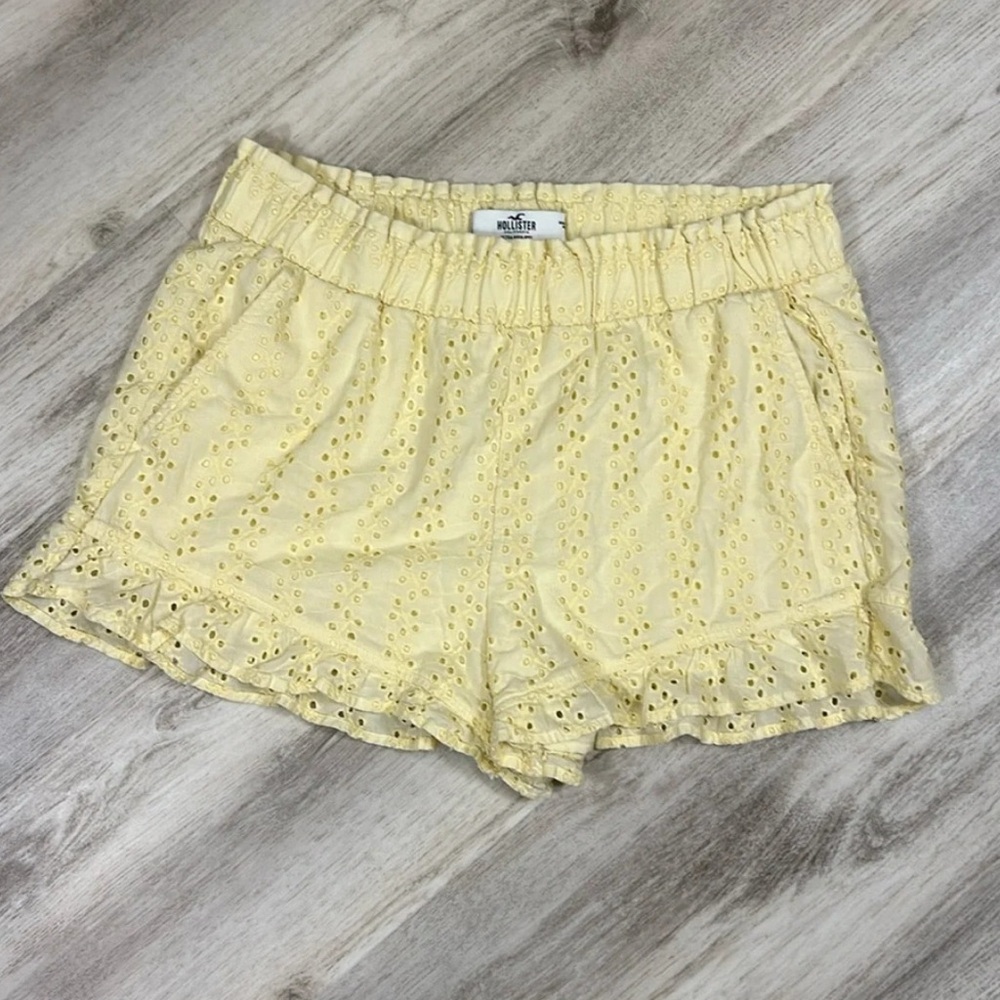 Cottagecore Buttery Yellow Cotton Eyelet Ruffled Pocketed Ultra High-Rise Shorts
